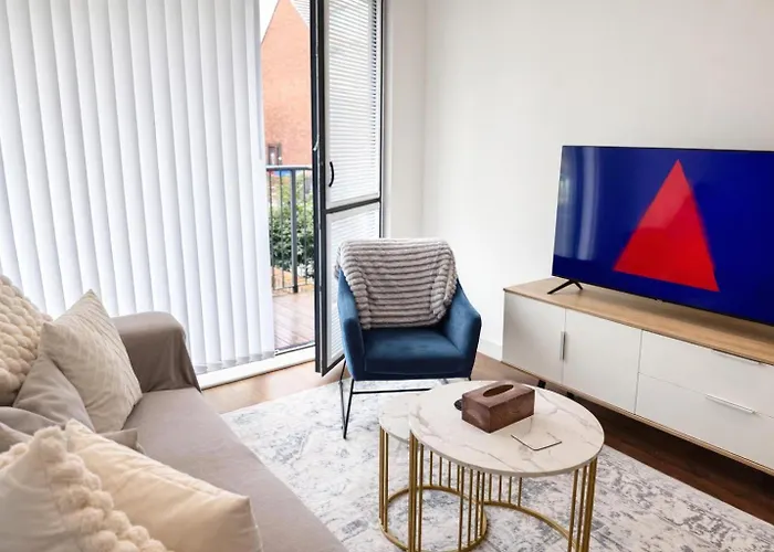 Stylish 2-Bed By Manchester City Cente